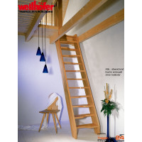 Raumspartreppe TopStep aus Kiefer versiegelt mit geschwungenen (wechselseitig begehbaren) Stufen, ohne Geländer, Geschoßhöhe bis 285 cm, Treppenbreite 57 oder 67 cm, optional mit Geländer.