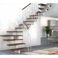 Mittelholmtreppe Stilos 83