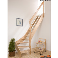 Raumspartreppe Solling 13 Steigungen 1/4 gewendelt oben Eiche/Ahorn/Nussbaum