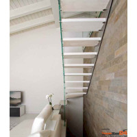 Stahlwangentreppe Ibisco P Monolama Fascia