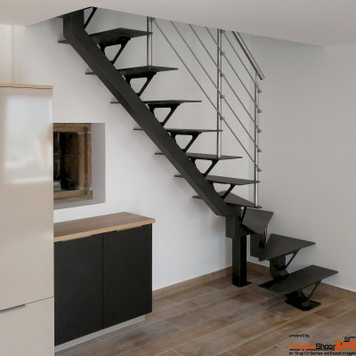 Mittelholmtreppe Zen A Steel als Maßanfertigung...