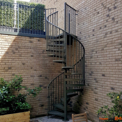 Spindeltreppe Mughetto Zink Ø 100 cm