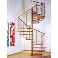 quadratische Spindeltreppe Peonia 190 x 190 cm